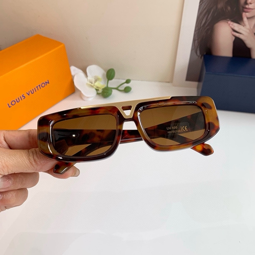 ルイヴィトンサングラス背面デザイン